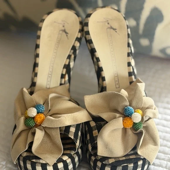 Giuseppe Zanotti Design shoes/open toe slides/heels. Size 36/Women’s size 6. - Picture 7 of 7